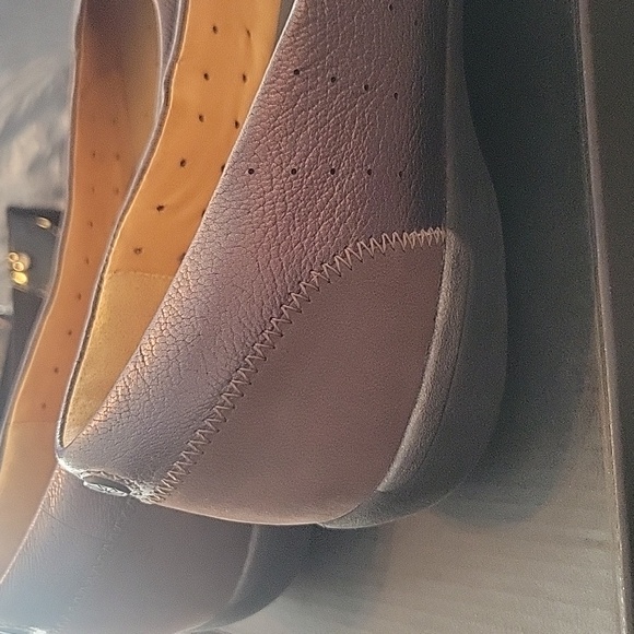 Price Drop!!! Clarks Unstructured Elegant Black Leather Women's Shoes - Picture 2 of 4